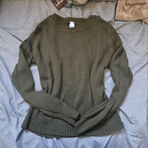 H&M Khaki Women's Crew Neck Sweater
